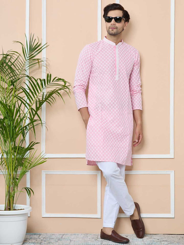 Pink Ethnic Motifs Embroidered Mandarin Collar Straight Kurta