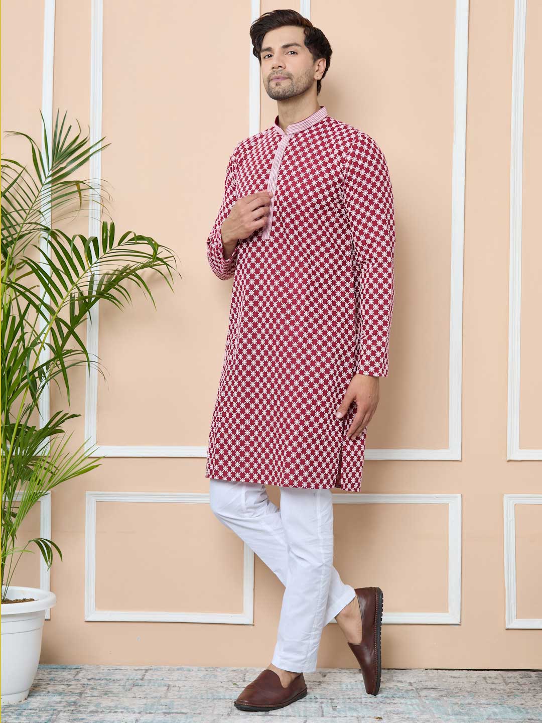 Maroon Ethnic Motifs Embroidered Mandarin Collar Straight Kurta