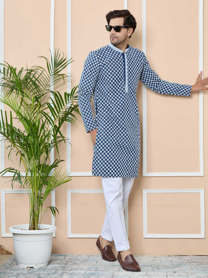 Blue Ethnic Motifs Embroidered Mandarin Collar Straight Kurta