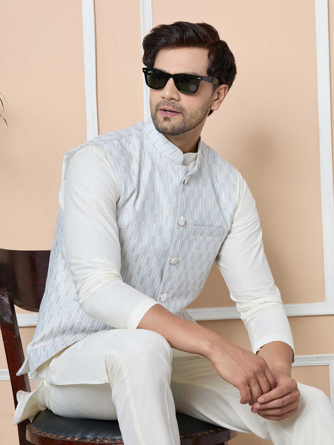 Gray Sequin Embroidered Nehru Jacket with Solid Kurta-Pyjama (3 Piece Set)