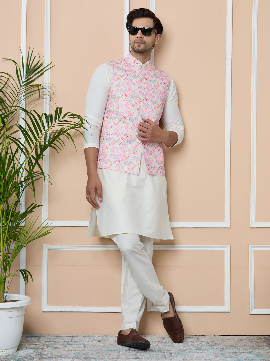 Pink Printed Slim Fit Nehru Jacket with Solid Kurta-Pyjama (3 Piece Set)