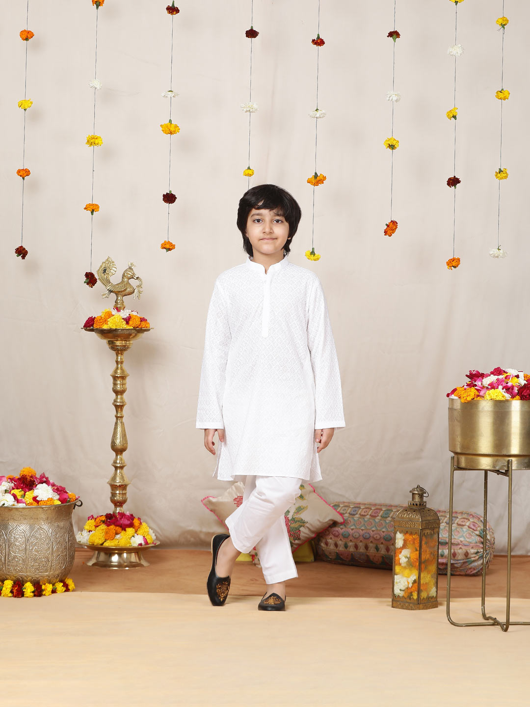 Boy's White Chikankari Embroidered Pure Cotton Straight Kurta