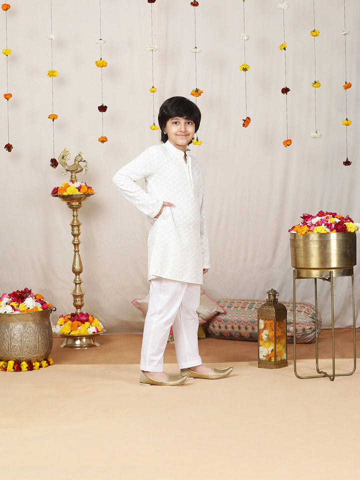 Boy's Off-White Sequinned Embroidered Rayon Straight Kurta with Pyjama