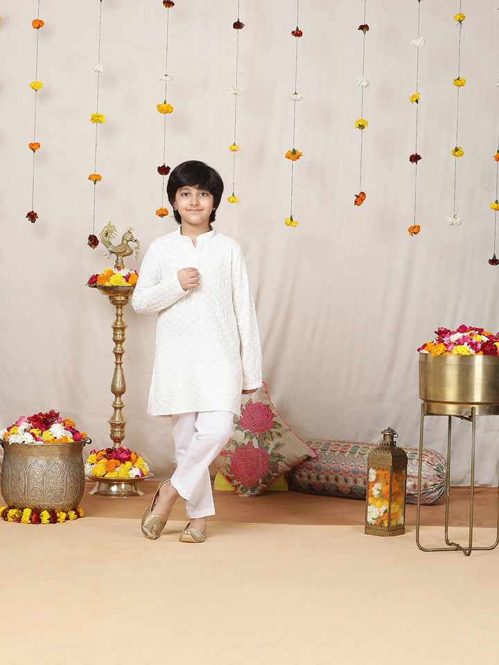 Boy's Off-White Sequinned Embroidered Rayon Straight Kurta with Pyjama