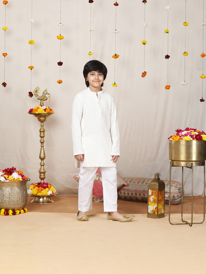 Boy's Off-White Sequinned Embroidered Rayon Straight Kurta with Pyjama