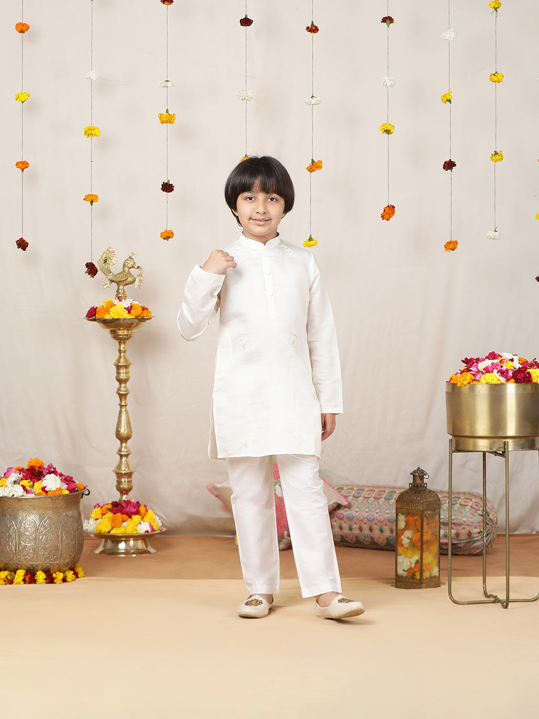 Boy's Off-White Motifs Embroidered Chanderi Silk Straight Kurta