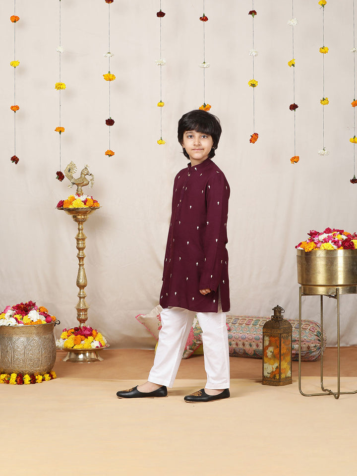 Boy's Purple Sequinned Motif Embroidered Rayon Straight Kurta