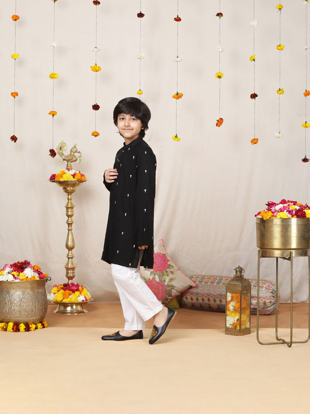 Boy's Black Sequinned Motif Embroidered Rayon Straight Kurta