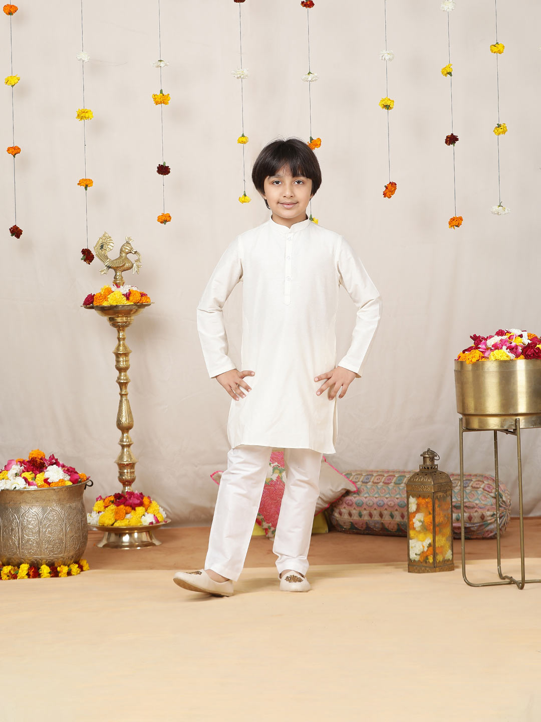 Boy's Cream Solid Cotton Dulux Straight Kurta with Pyjama