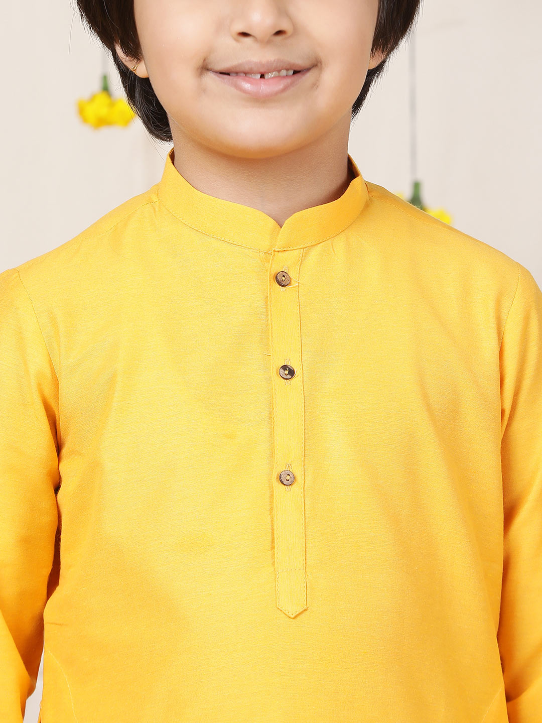 Boy's Yellow Solid Cotton Dulux Straight Kurta with Pyjama