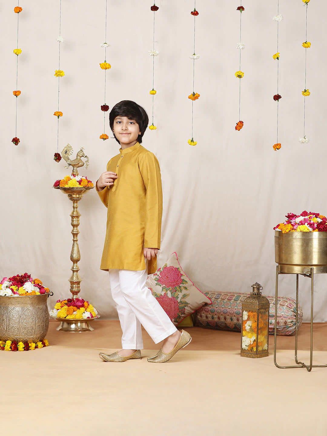 Boy's Golden Solid Cotton Dulux Straight Kurta with Pyjama