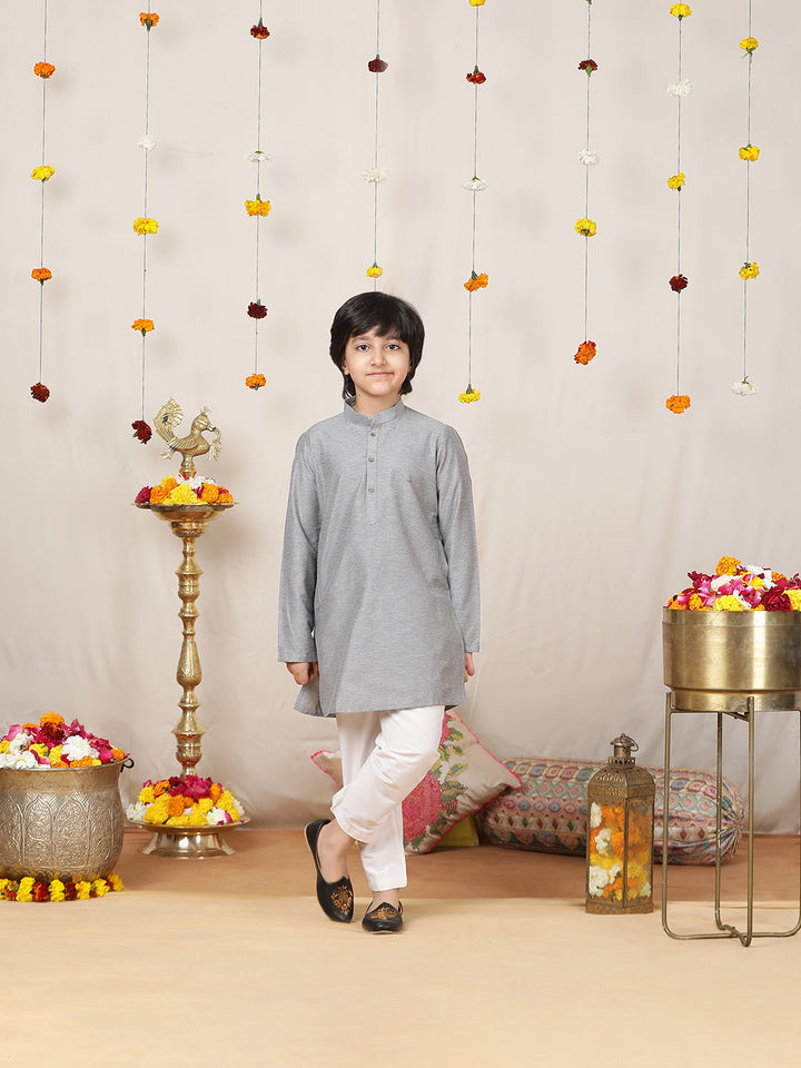 Boy's Gray Solid Cotton Dulux Straight Kurta