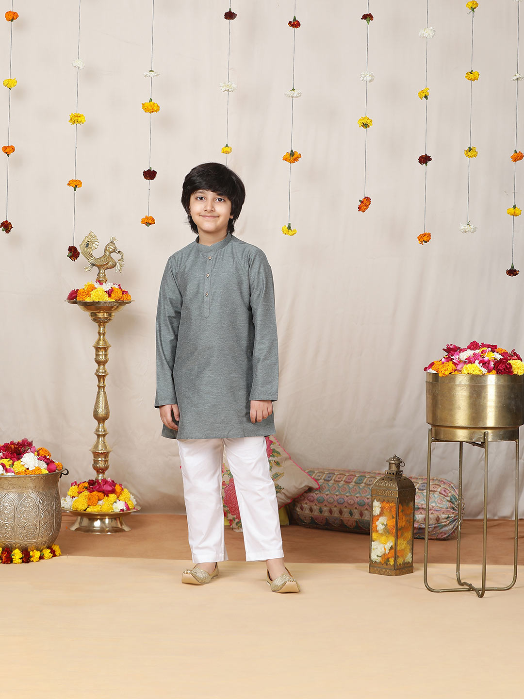 Boy's Dark Gray Solid Cotton Dulux Straight Kurta with Pyjama