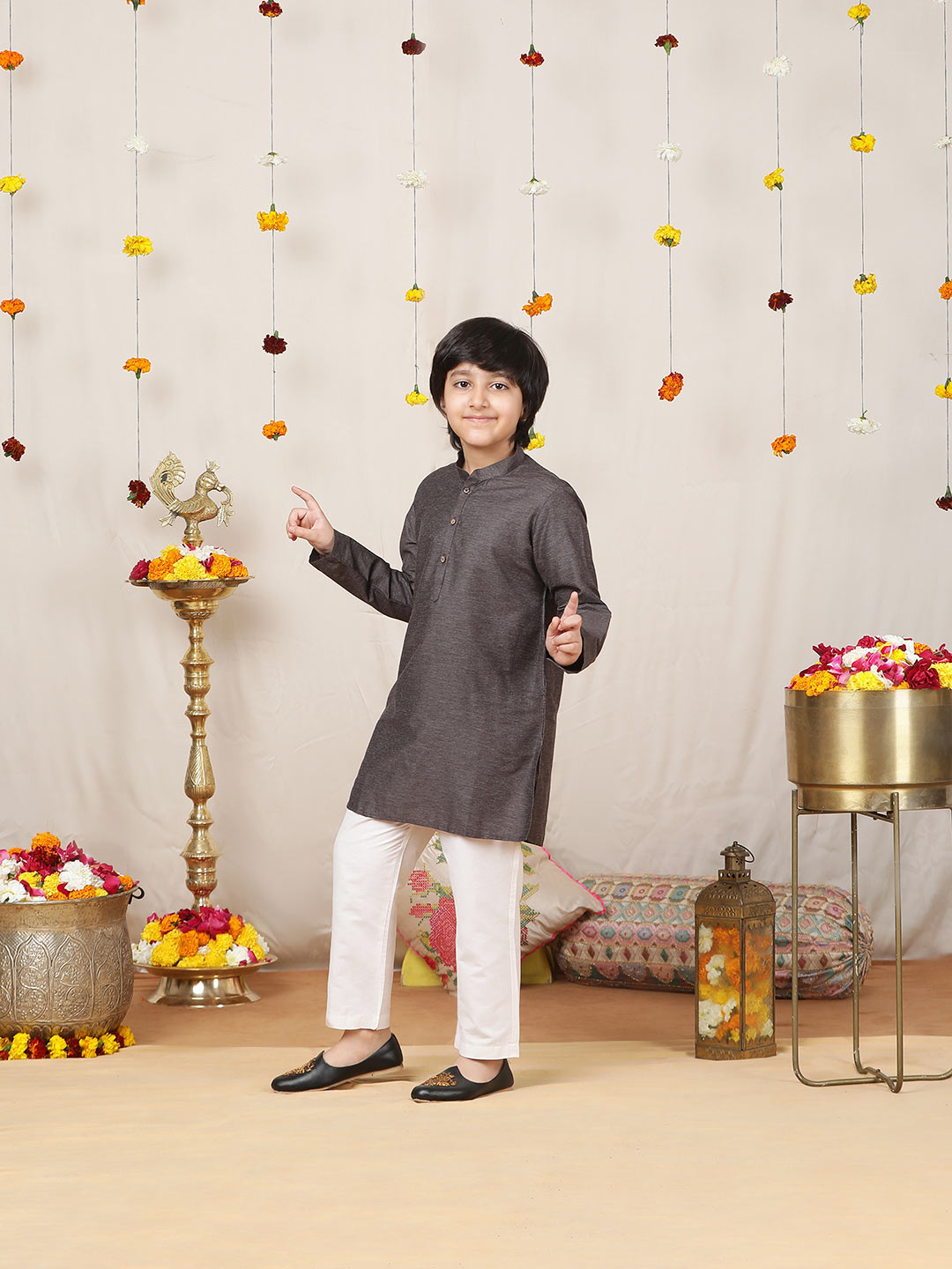 Boy's Dark Brown Solid Cotton Dulux Straight Kurta with Pyjama