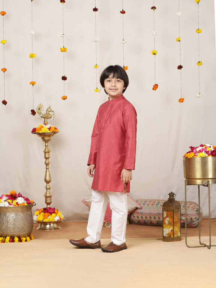 Boy's Red Solid Cotton Dulux Straight Kurta with Pyjama