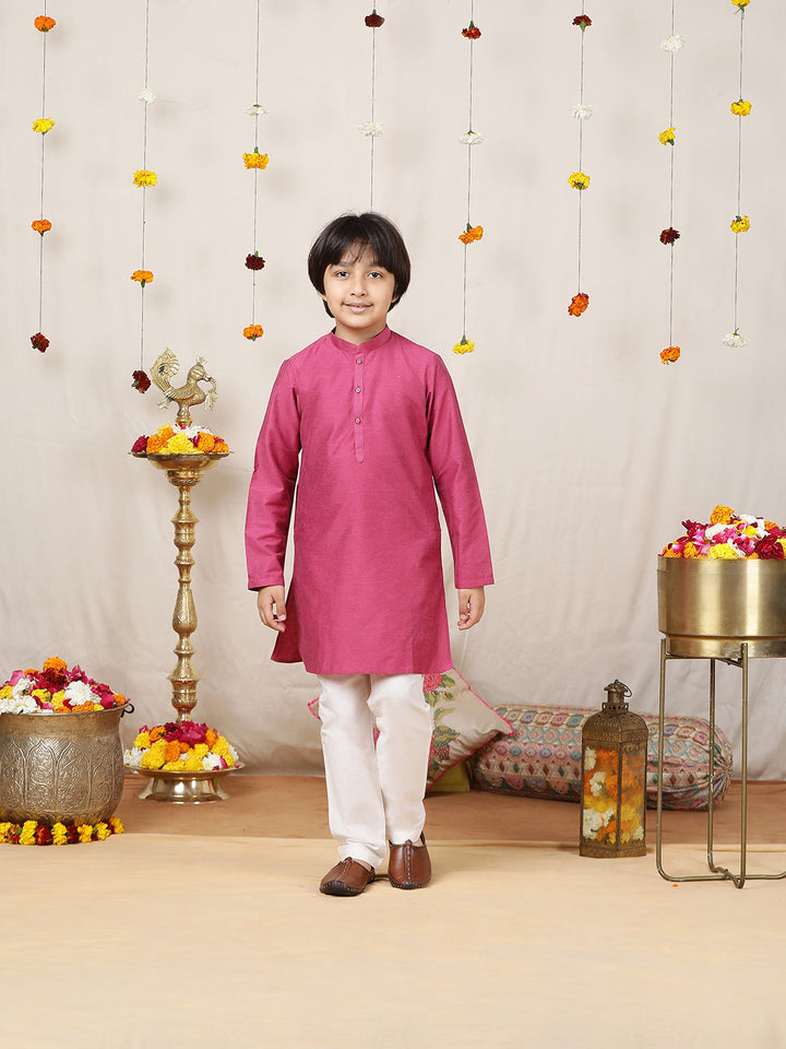 Boy's Pink Solid Cotton Dulux Straight Kurta with Pyjama