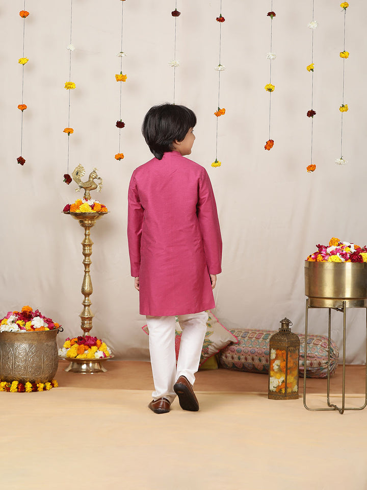 Boy's Pink Solid Cotton Dulux Straight Kurta with Pyjama